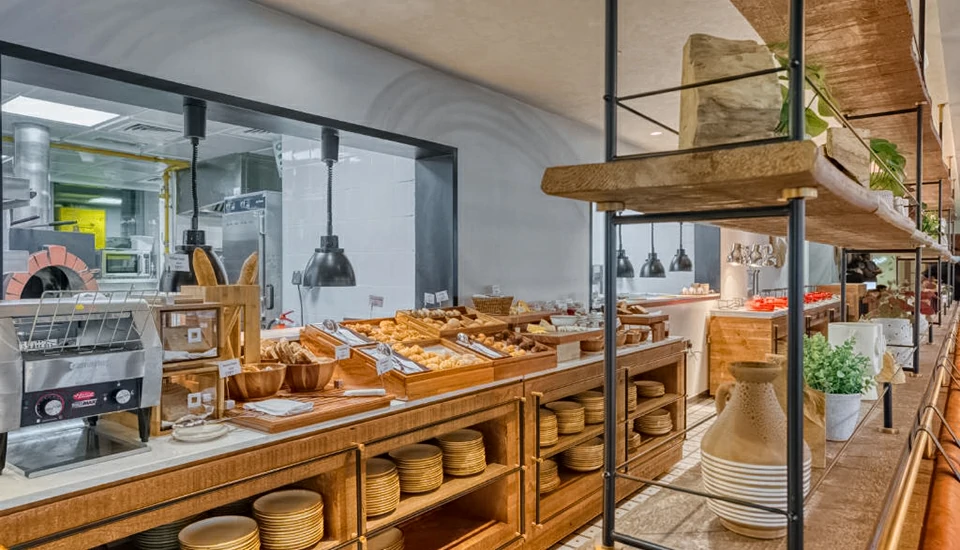 هتل فرست کالکشن بیزنس بی دبی